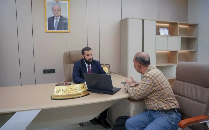 محافظ أبين يؤكد أن العاصمة زنجبار ستحظى بعناية خاصة ويشدد على تحسين الخدمات