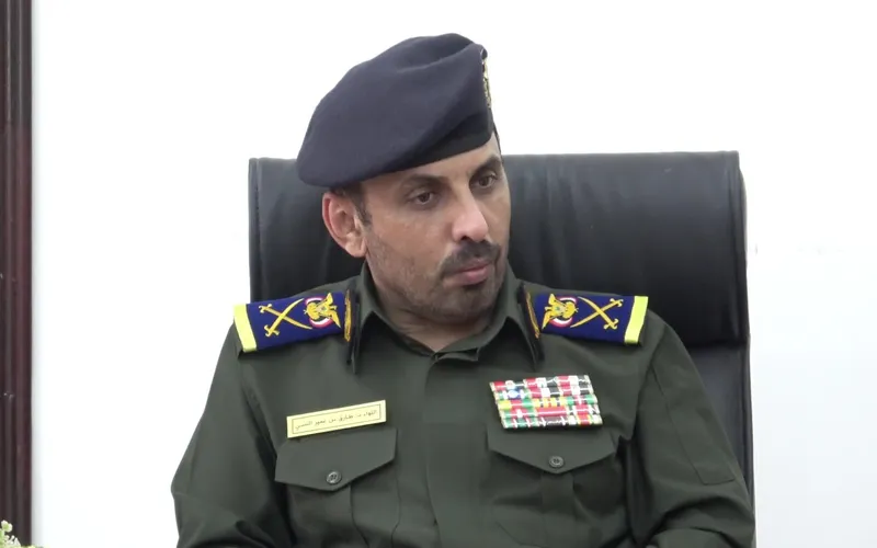 الهجرة والجوازات تعلن نقل 14 موظفاً من منفذ الوديعة عقب شكاوى بابتزاز المواطنين