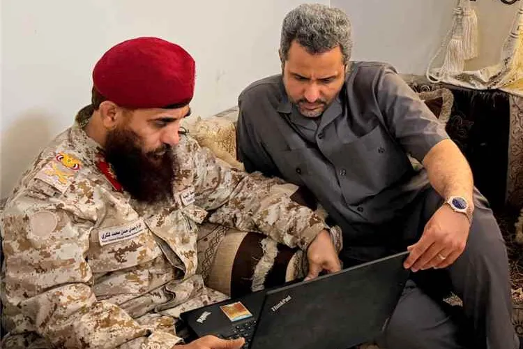 محافظ لحج يُشيد بتضحيات القوات الجنوبية ويدعو إلى توحيد الصفوف وتعزيز الجبهة الداخلية