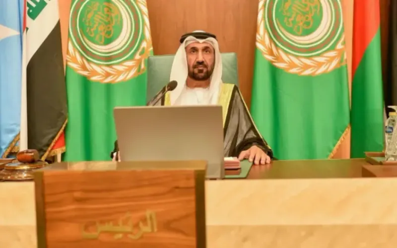 رئيس البرلمان العربي يؤكد أن هجمات الحوثي ضد المملكة تمثل تهديدًا مباشرًا لأمن المنطقة