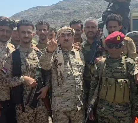 الشنفرة يزور جبهة الضالع ويؤكد جاهزية القوات الجنوبية لردع مليشيا الحوثي