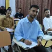 نائب رئيس جامعة عدن لشؤون الطلاب يتفقد سير الامتحانات بكلية العلوم الاجتماعية والإنسانية