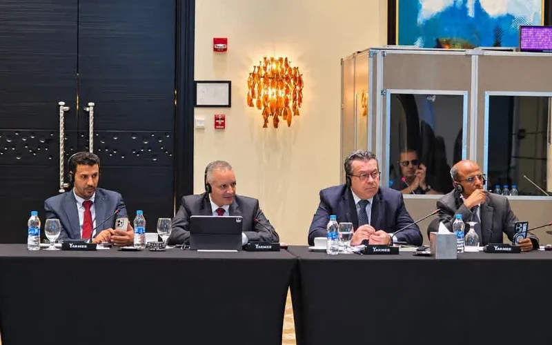 الوزير اليافعي في مؤتمر المانحين: التحدي يتمثل في الانتقال من اعتماد الخطة الوطنية لحماية الطفل إلى تنفيذها