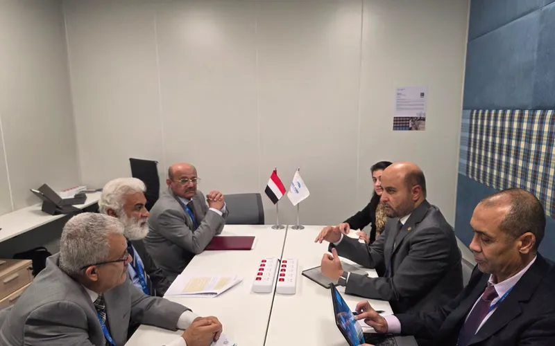 وزير التخطيط ومحافظ البنك المركزي يبحثان مع مؤسسات دولية معالجة المديونية وتمويل المشاريع