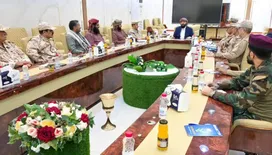 المحرمي يعقد اجتماعًا عسكريًّا بالعاصمة عدن لمناقشة المستجدات الميدانية ويوجّه برفع الجاهزية