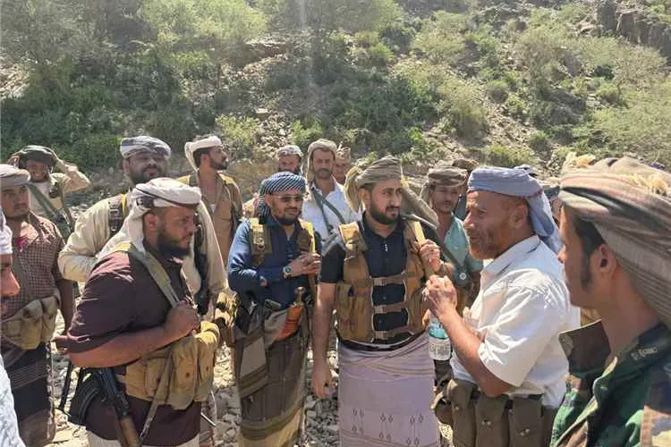 الشيخ عبد الرحمن شاهر يدعو قبائل الصبيحة للنفير العام وتعزيز جبهات القتال